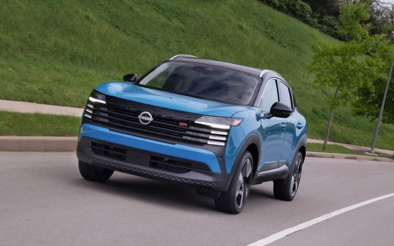 Skokie, IL - 2025 Nissan Kicks Skokie, IL - 2025 Nissan Kicks