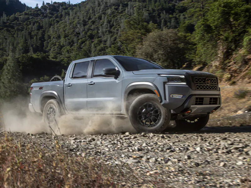 New 2024 Nissan Frontier Features near Morton Grove IL