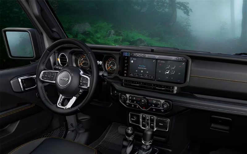 Valparaiso, IN - 2025 Jeep Wrangler's Interior