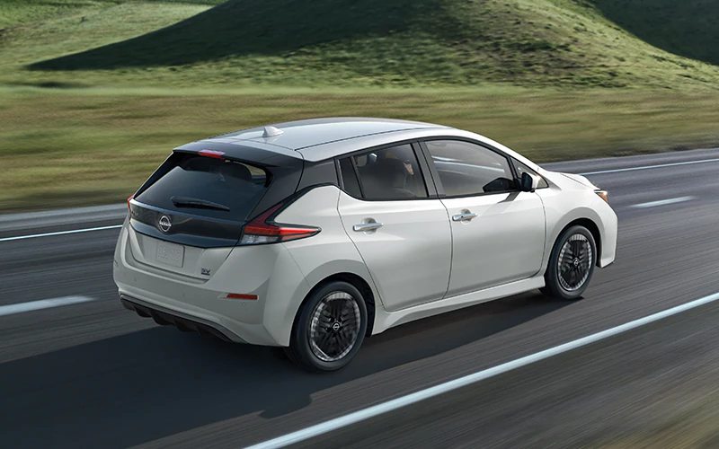 Chicago, IL - 2025 Nissan LEAF's Mechanical
