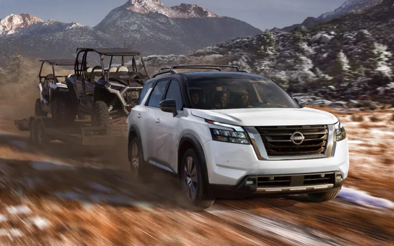 Why the 2025 Nissan Pathfinder’s Intelligent Around View® Monitor Is a Game-Changer near Evanston, IL